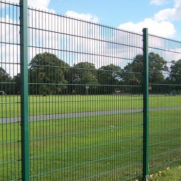 Welded Double Wire Mesh Fencing With Square Post